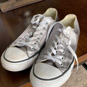 Women’s converse size 7 metallic silver shoes